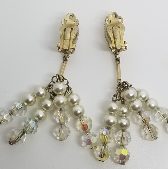 LEWIS SEGAL 1960s AB CRYSTAL & FAUX PEARL CHANDELIER CLIP ON EARRINGS - Picture 6 of 7